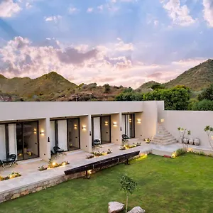 Saffronstays Rohi Villa